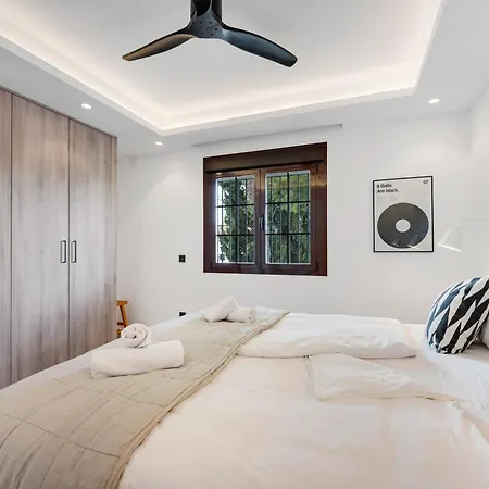 Apartamento Newly Renovated 3 Bedroom Next To Puerto Banús