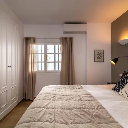 Newly Renovated 3 Bedroom Next To Puerto Banus *