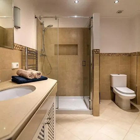 Newly Renovated 3 Bedroom Next To Puerto Banus * Marbella