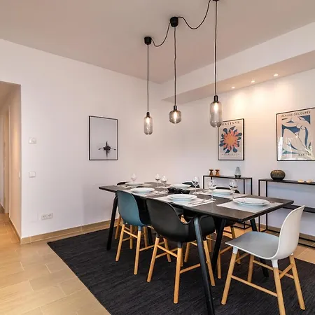 Newly Renovated 3 Bedroom Next To Puerto Banus