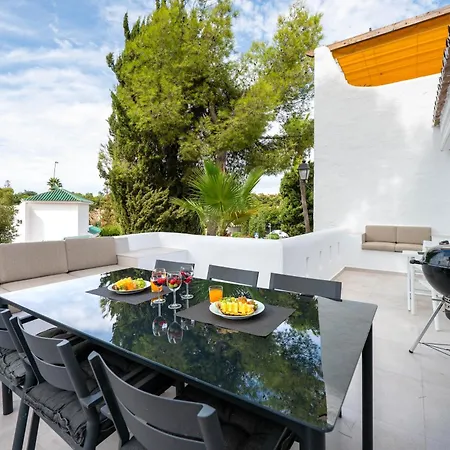 Апартаменты Luxury 3bed In Aldea Blanca, Pool & Puerto Banus Марбелья