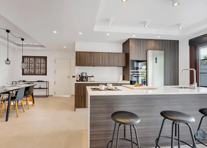 Luxury 3bed In Aldea Blanca, Pool & Puerto Banus Apartament