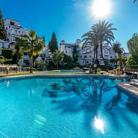 Apartment Luxury 3bed In Aldea Blanca, Pool & Puerto Banus *