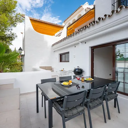 Luxury 3bed In Aldea Blanca, Pool & Puerto Banus Apartment Marbella